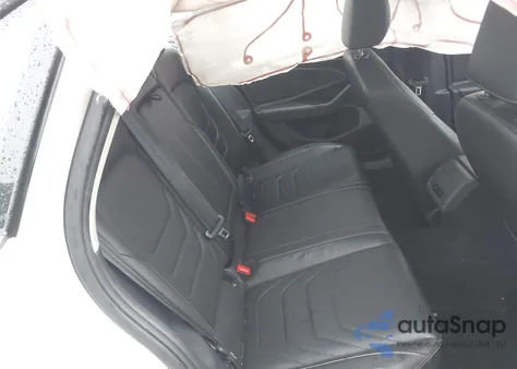 2020 Volkswagen Jetta 1.4T Sel Premium z USA, uszkodzony, nr VIN 3VWGB7BU7LM027356